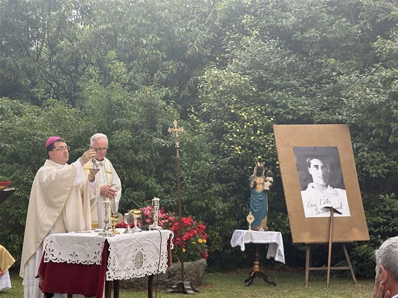 Bishop Roberto Farinella of Biella offers Mass on the grounds of the Frassati family home in Pollone, Italy in celebration of the 100th anniversary of Pier Giorgio Frassati's death, Thursday, July 3, 2025. Credit: Courtney Mares/CNA