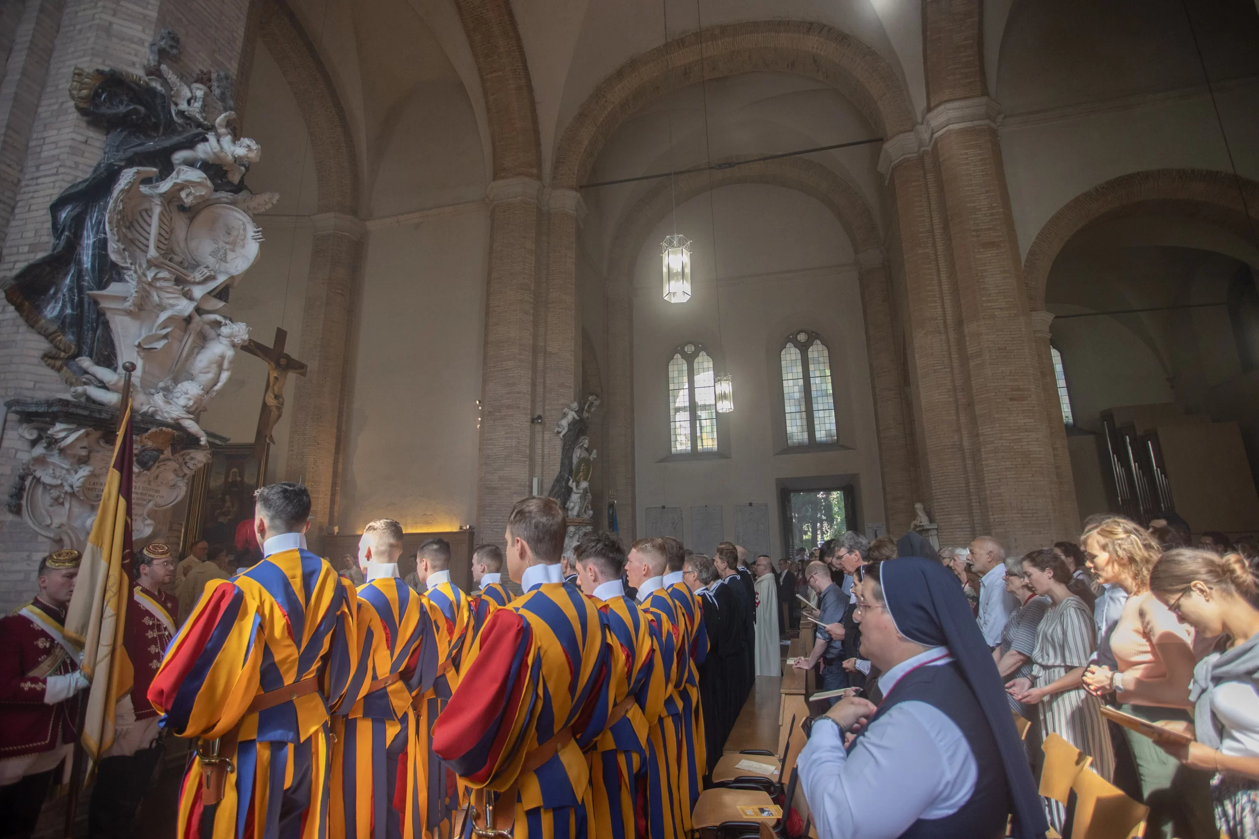 Mass in the Church of Our Lady of Mercy by German Teutonic Cemetery next to Vatican City State on June 11, 2023. Daniel Ibáñez/CNA