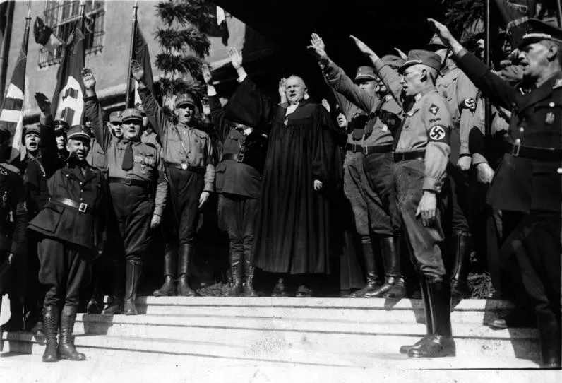 The National Synod of “German Christians” in Wittenberg, September 1933. Bundesarchiv, Bild 183-H25547 / CC-BY-SA 3.0