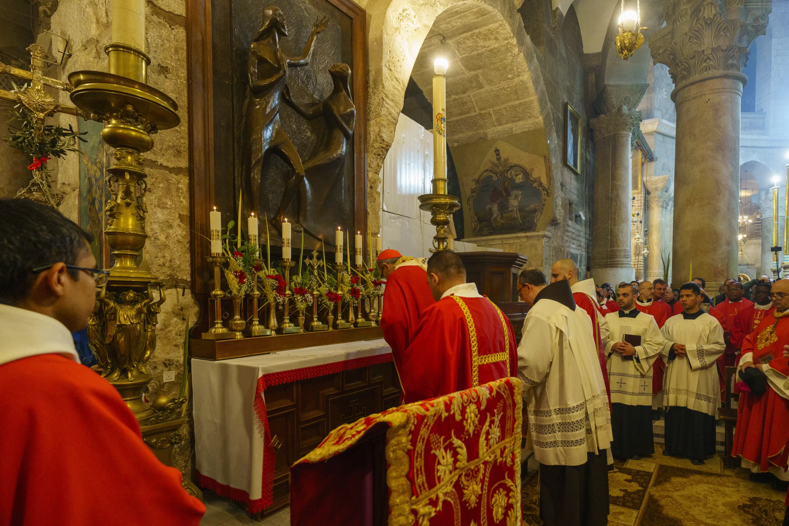 On Sunday morning, March 24, 2024, the solemn Palm Sunday liturgy was held at the Holy Sepulcher, presided over by Cardinal Pierbattista Pizzaballa. The Eucharistic celebration took place at the altar of Mary Magdalene. Credit: Marinella Bandini